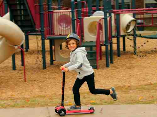 Micro Maxi Kick Scooter with T-bar 6
