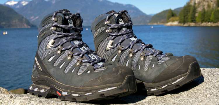 hiking-boots
